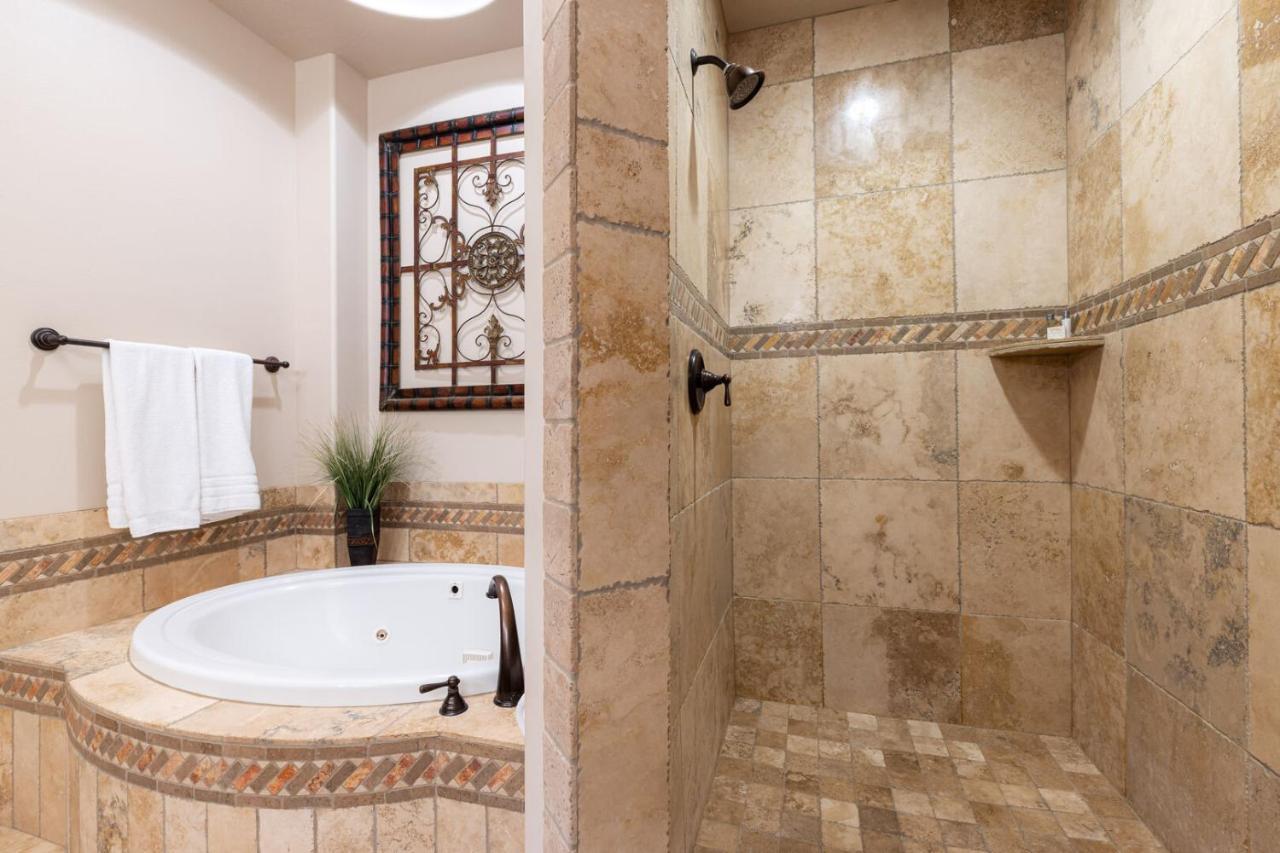 D5-Coral Springs Poolside-Ground Floor 3-Bedroom Hillside View Hurricane Zimmer foto