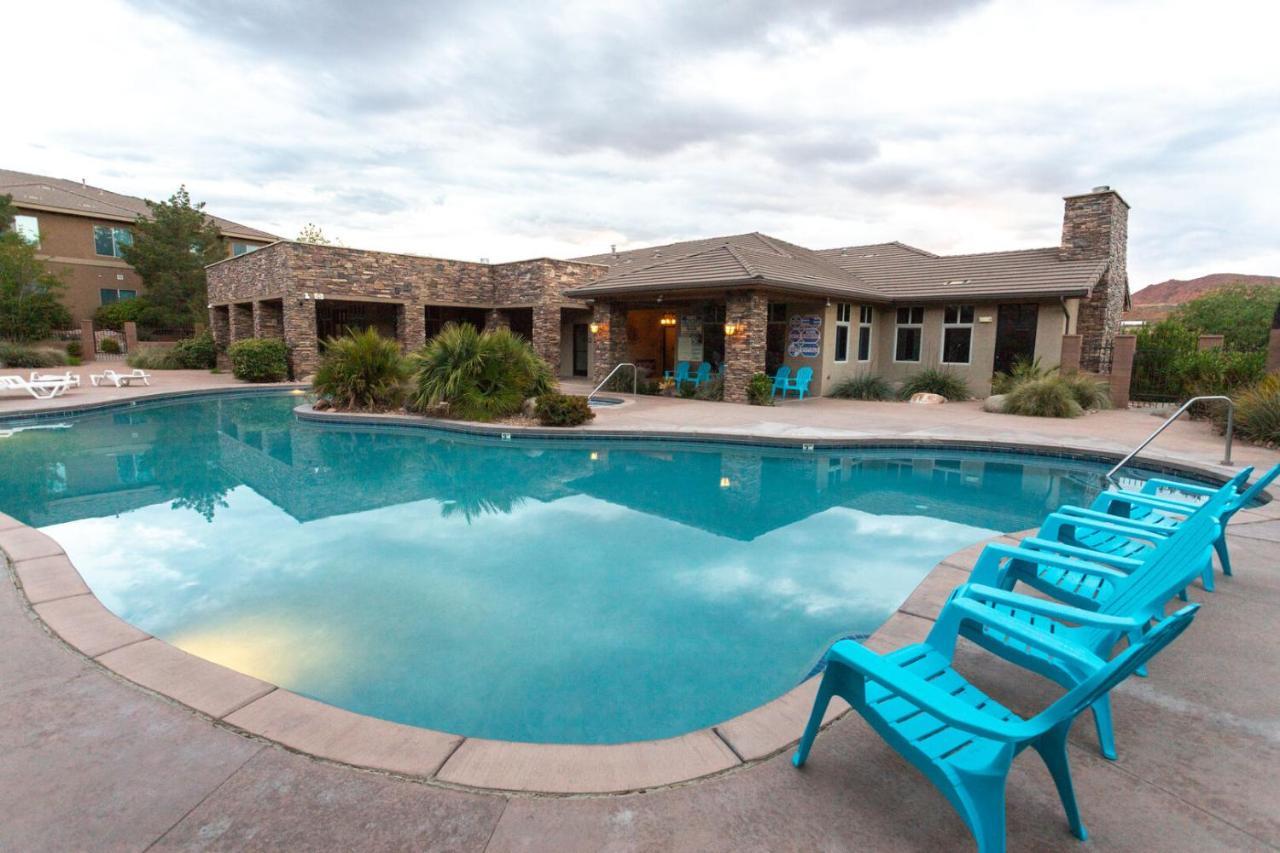D5-Coral Springs Poolside-Ground Floor 3-Bedroom Hillside View Hurricane Zimmer foto