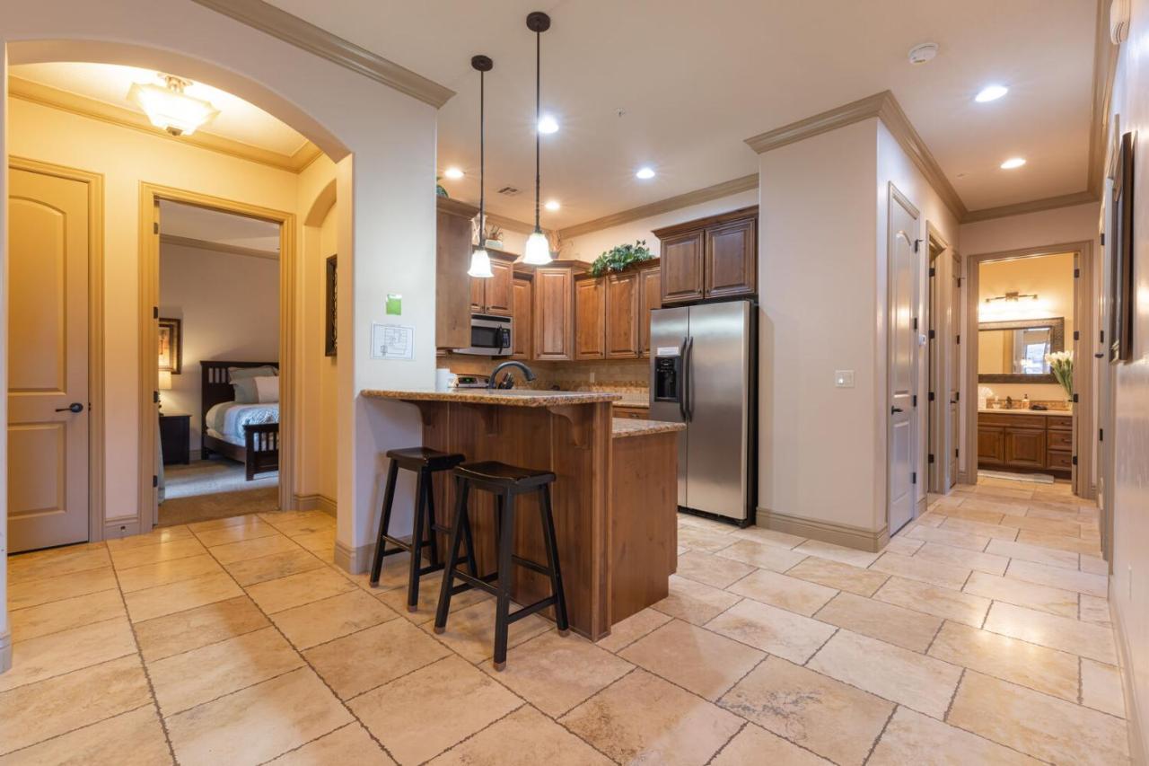 D5-Coral Springs Poolside-Ground Floor 3-Bedroom Hillside View Hurricane Zimmer foto